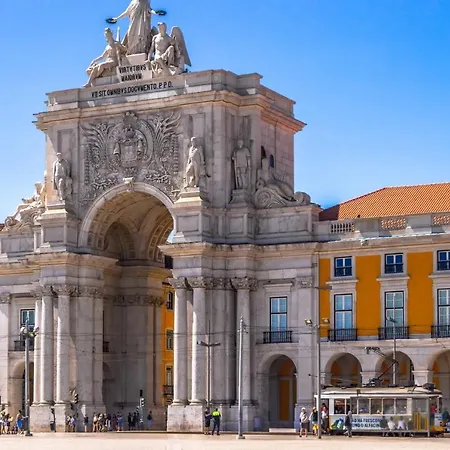 Room In Apartment - Quarto 4 Duplo Com Varanda - Centro Lisboa בית הארחה ליסבון