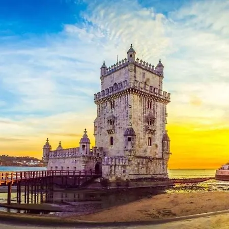 בית הארחה Room In Apartment - Quarto 4 Duplo Com Varanda - Centro Lisboa